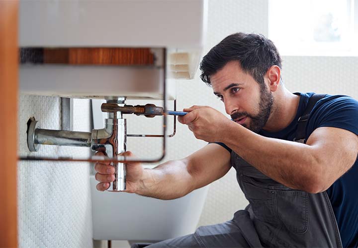 Réparation du siphon d'un lavabo